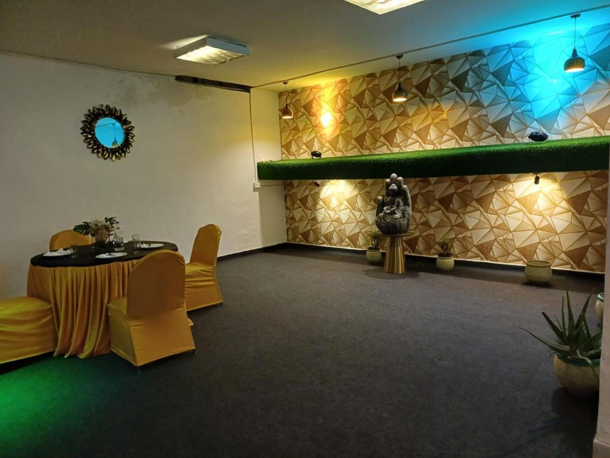 Hotel Elite Sector 45 I Gurgaon Central I Couple Friendly Eksteriør billede