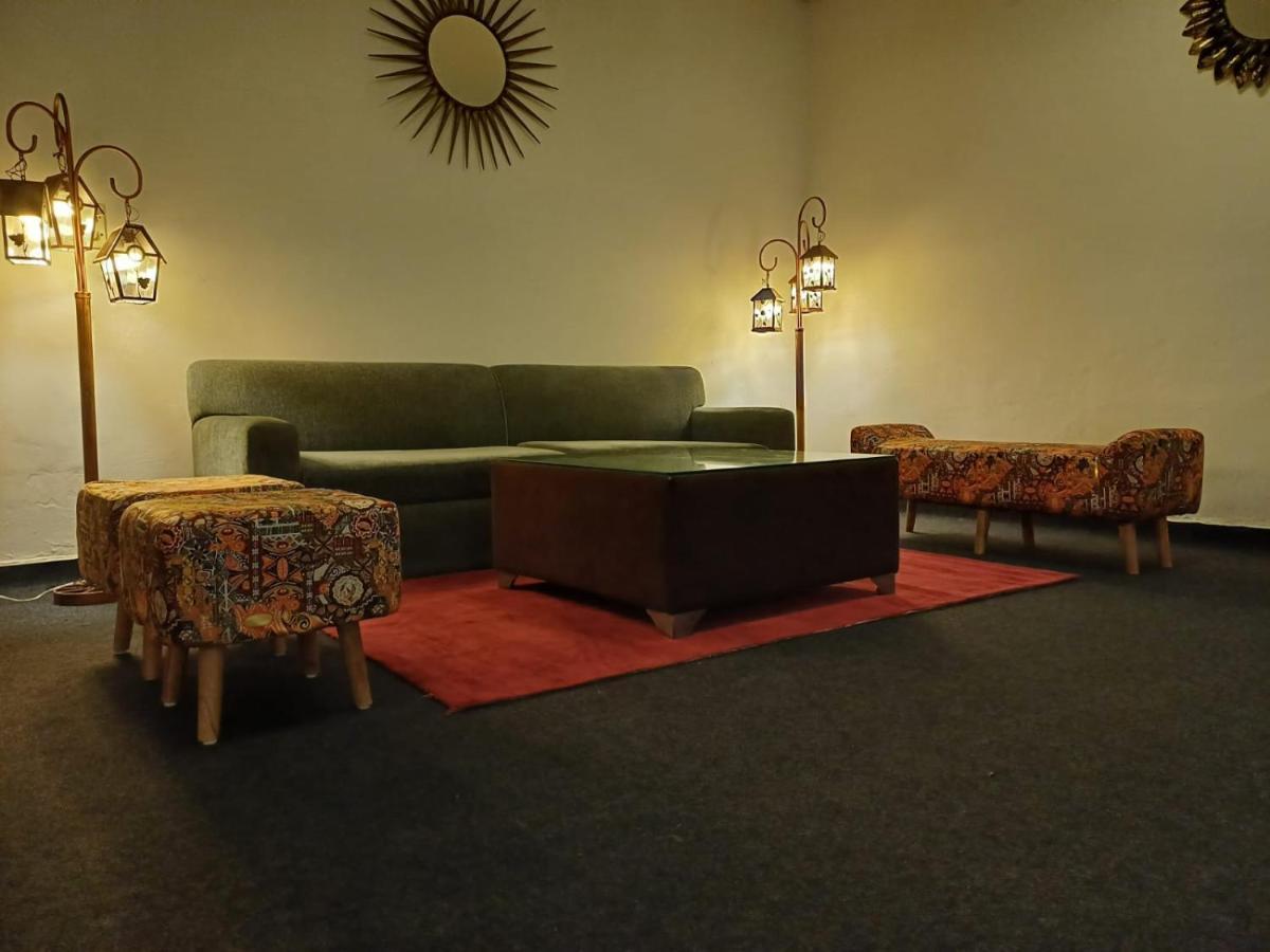 Hotel Elite Sector 45 I Gurgaon Central I Couple Friendly Eksteriør billede