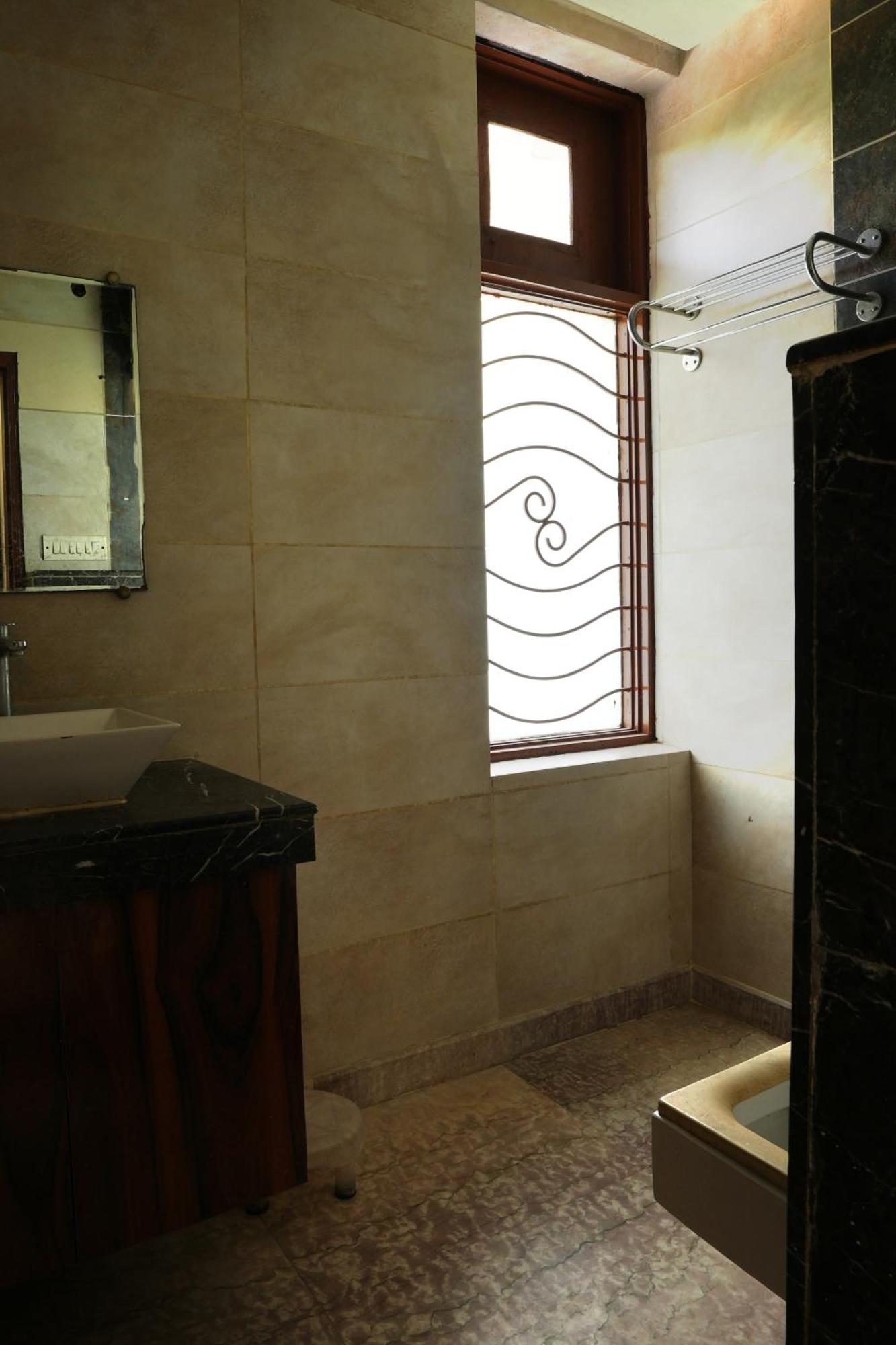 Hotel Elite Sector 45 I Gurgaon Central I Couple Friendly Eksteriør billede