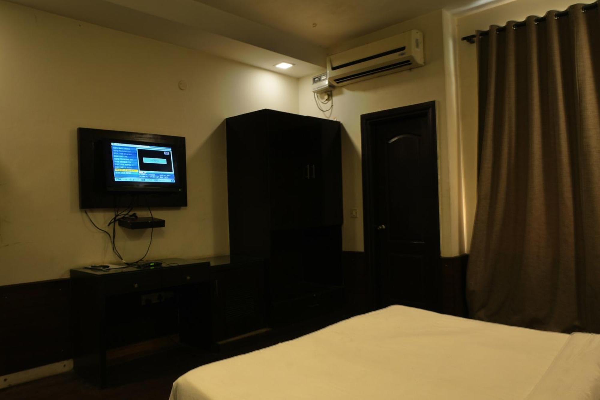 Hotel Elite Sector 45 I Gurgaon Central I Couple Friendly Eksteriør billede