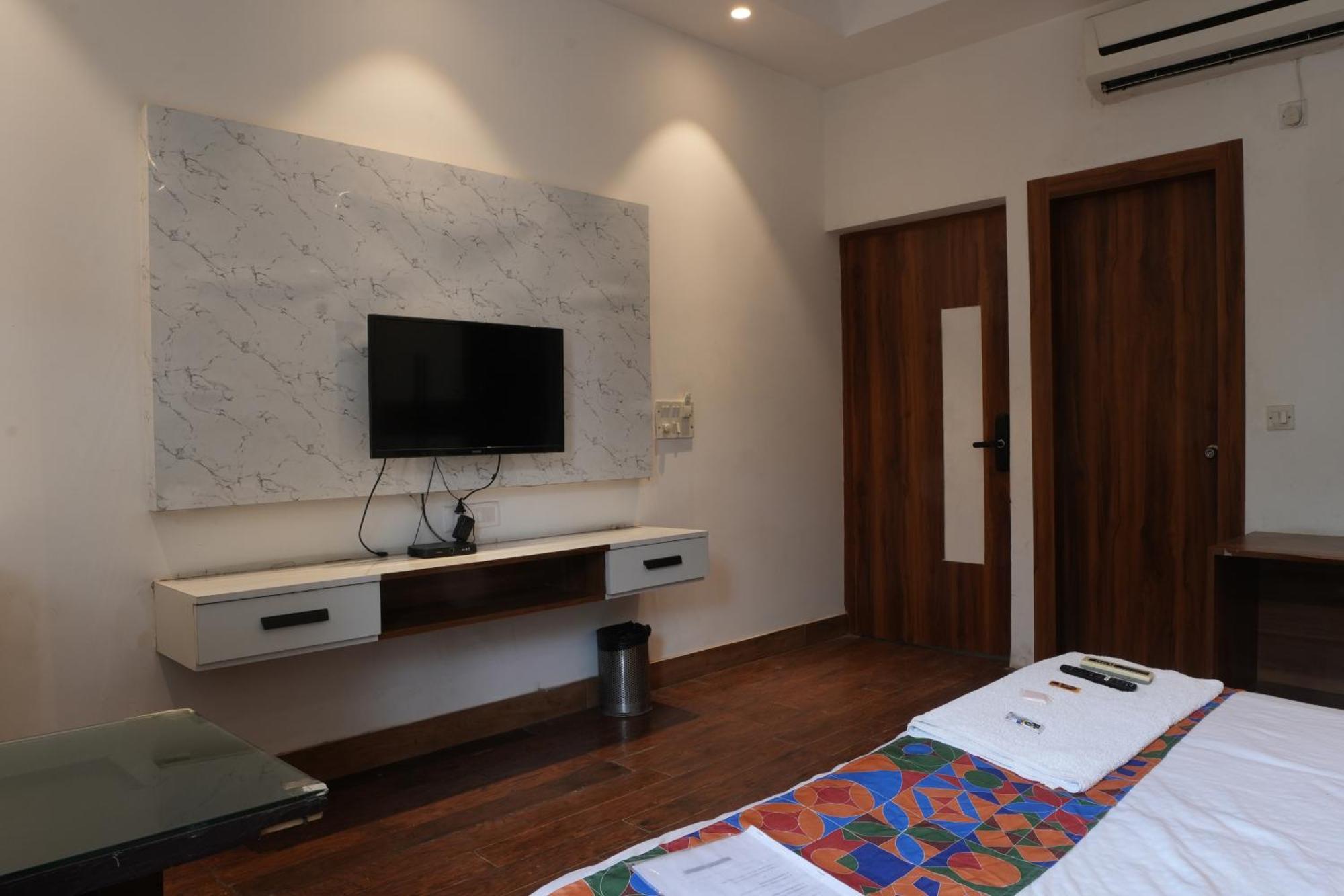 Hotel Elite Sector 45 I Gurgaon Central I Couple Friendly Eksteriør billede